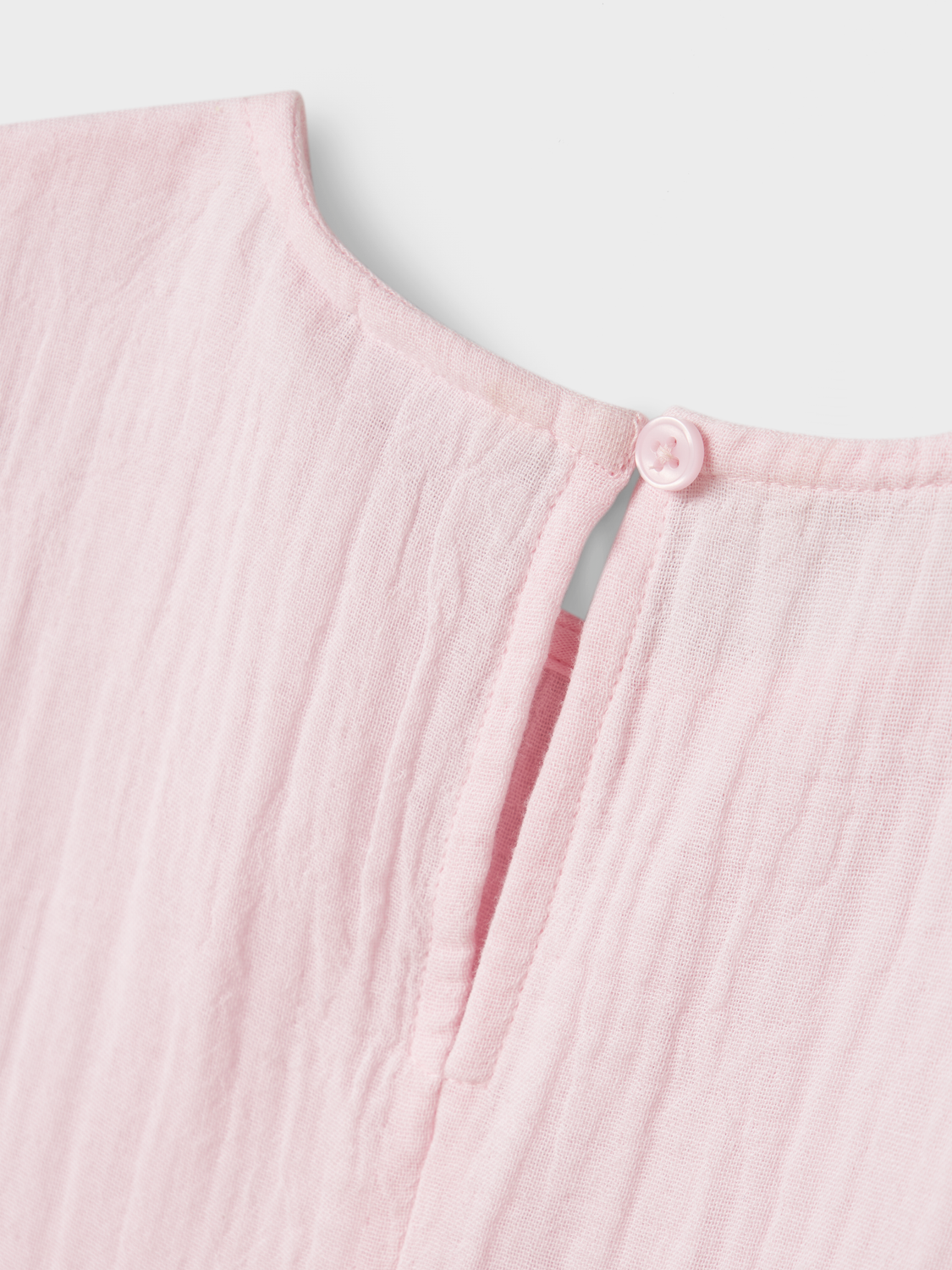 model_shot-front_full